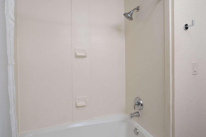 스위트 킹사이즈 침대, Best Western Valencia/six Flags Inn & Suites