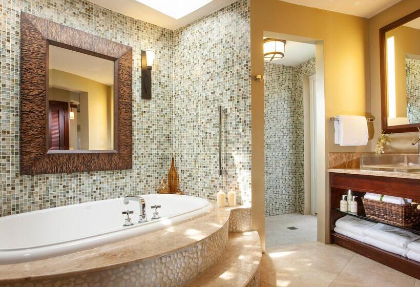 سوییت با استخر, Sandals Grande St. Lucian Spa And Beach All Inclusive Resort   Couples Only