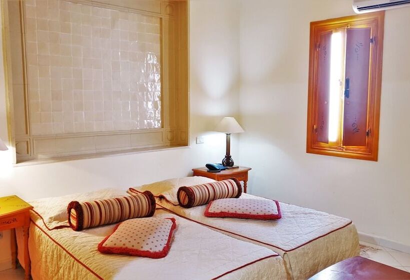 Номер Стандарт Трехместный, Sun Palm Douz