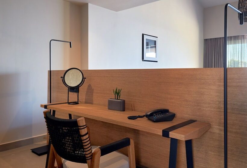 سوئیت اجرایی با چشم‌انداز دریا, Castello Infinity Suites   Adults Only