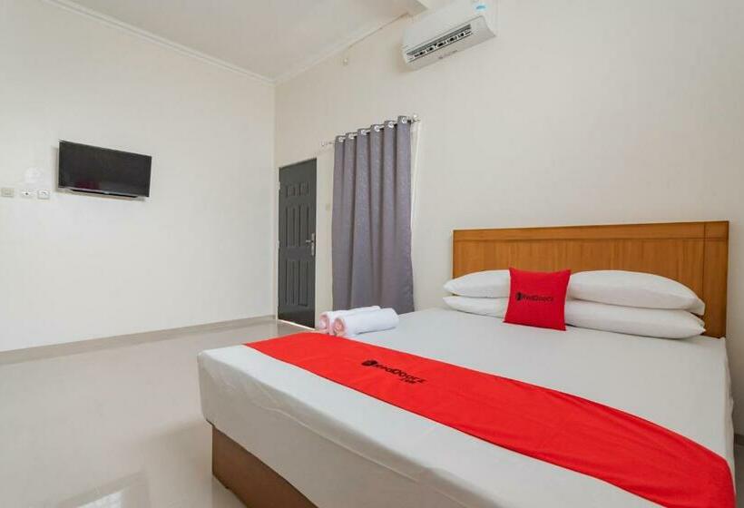 Номер Deluxe, Reddoorz Syariah Plus @ Perintis Guesthouse Tasikmalaya