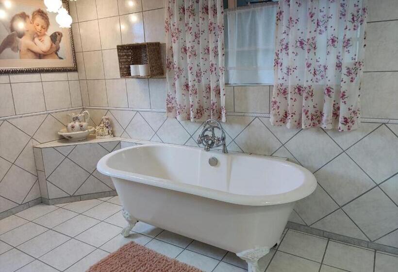 디럭스 룸, Vaal Marina Guest House 655 Leervis