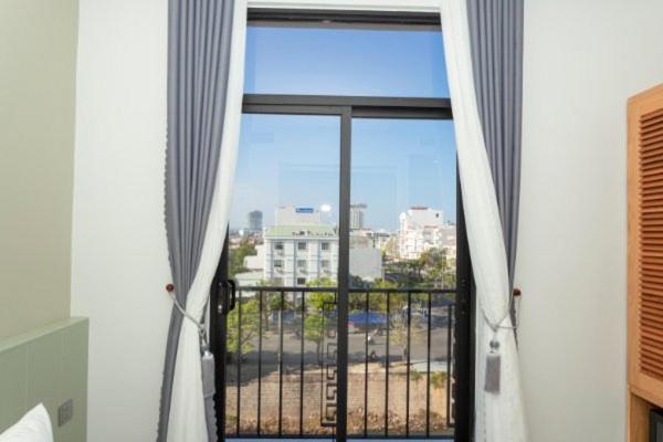 اتاق لوکس, La Casa Tuy Hòa