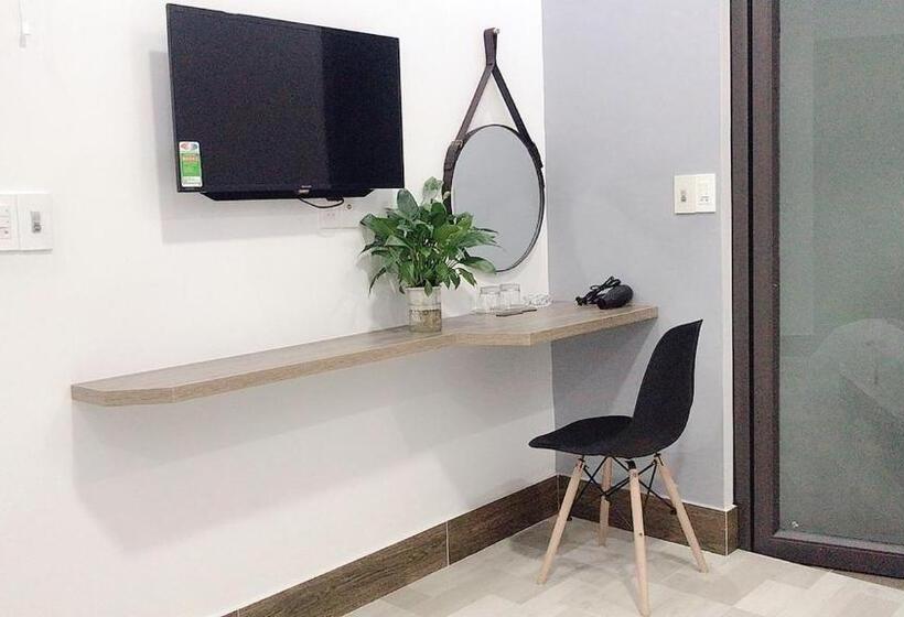 اتاق لوکس, Hoa Mai Plus Hostel