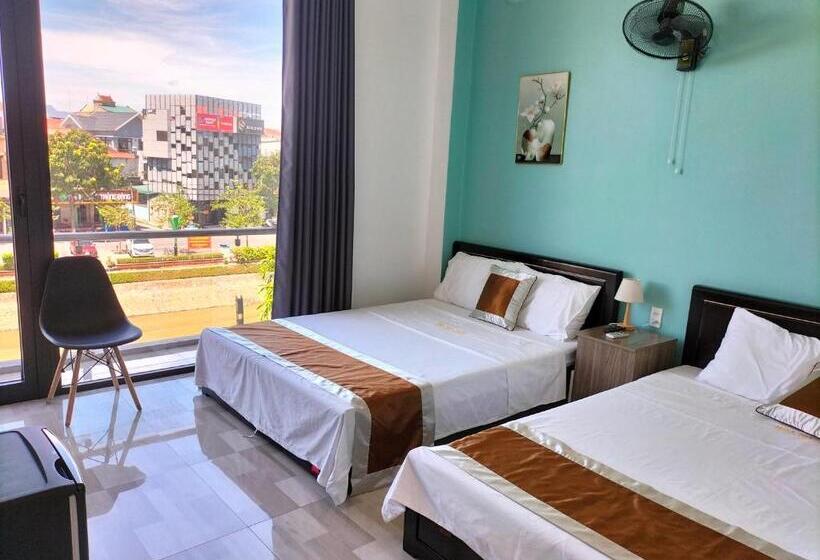 اتاق استاندارد با بالکن, Hoa Mai Plus Hostel