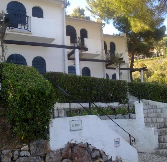 اتاق سوپریور با چشم‌انداز دریا, Cala Di Mola