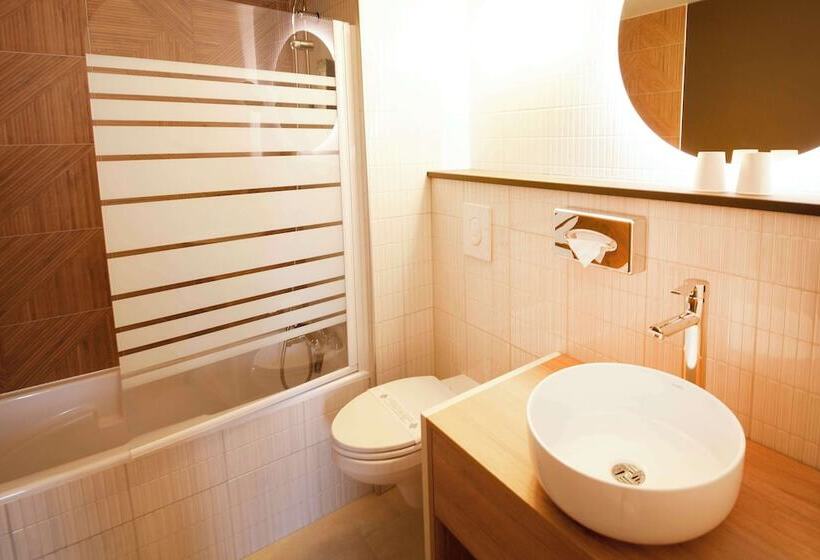 اتاق پرستیژ, Kyriad Prestige Hotel Clermont Ferrand
