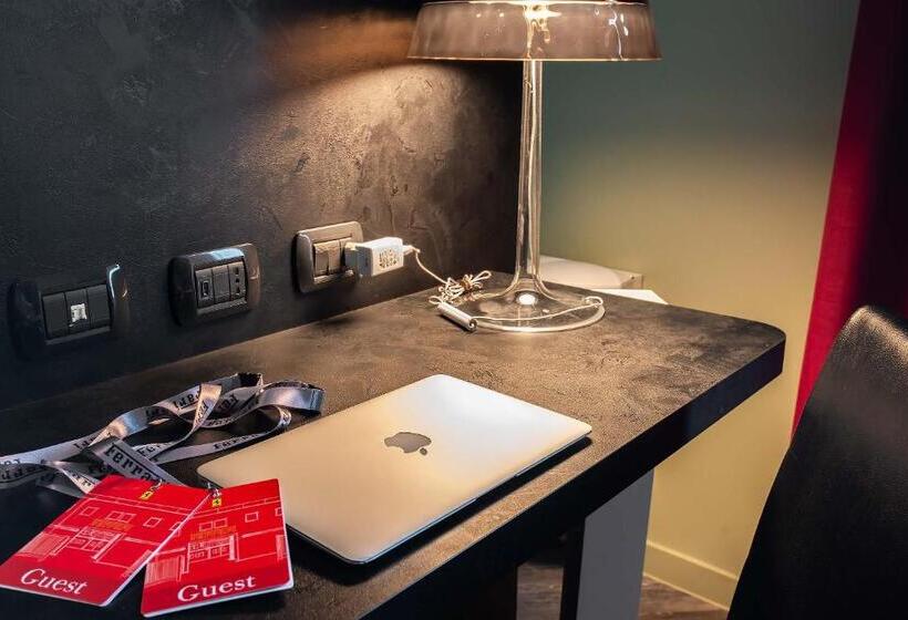 Номер Deluxe с Балконом, Maranello Palace