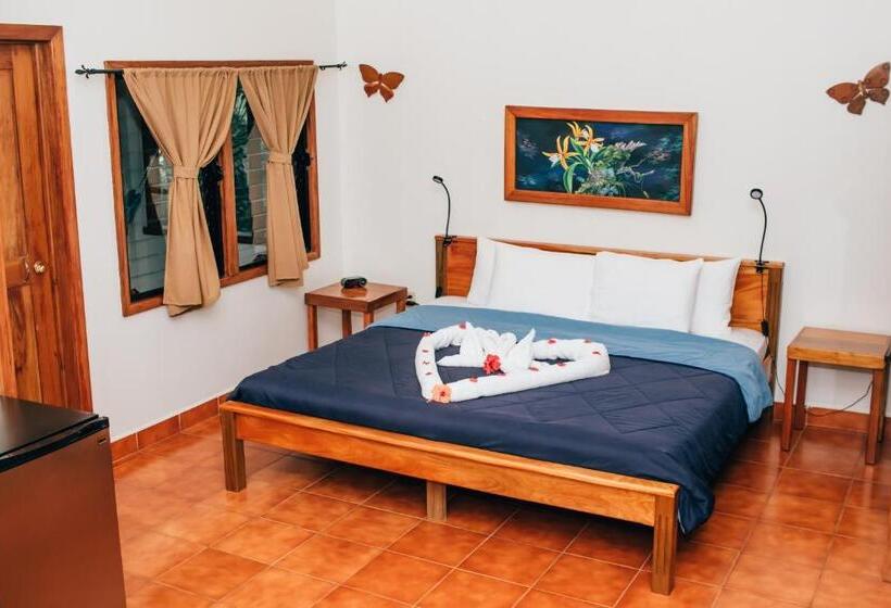 اتاق لوکس, Mariposa Jungle Lodge