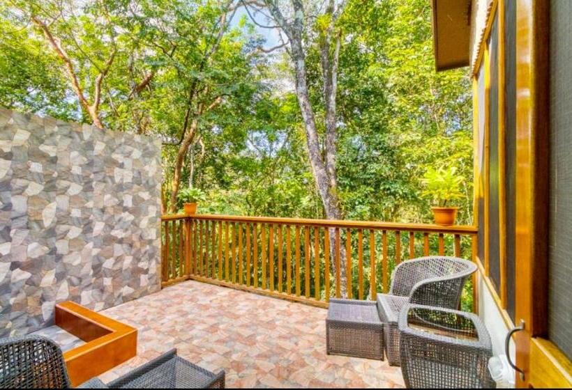اتاق لوکس با تخت بزرگ, Mariposa Jungle Lodge