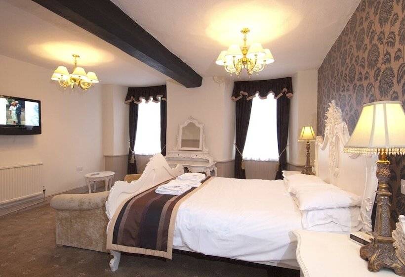 Номер Superior, The Old Crown Coaching Inn