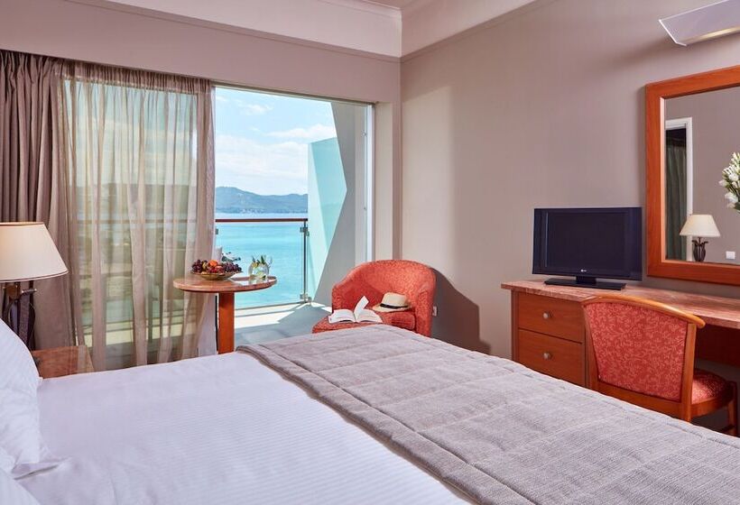 Camera Standard Vista Mare, Aks Hinitsa Bay