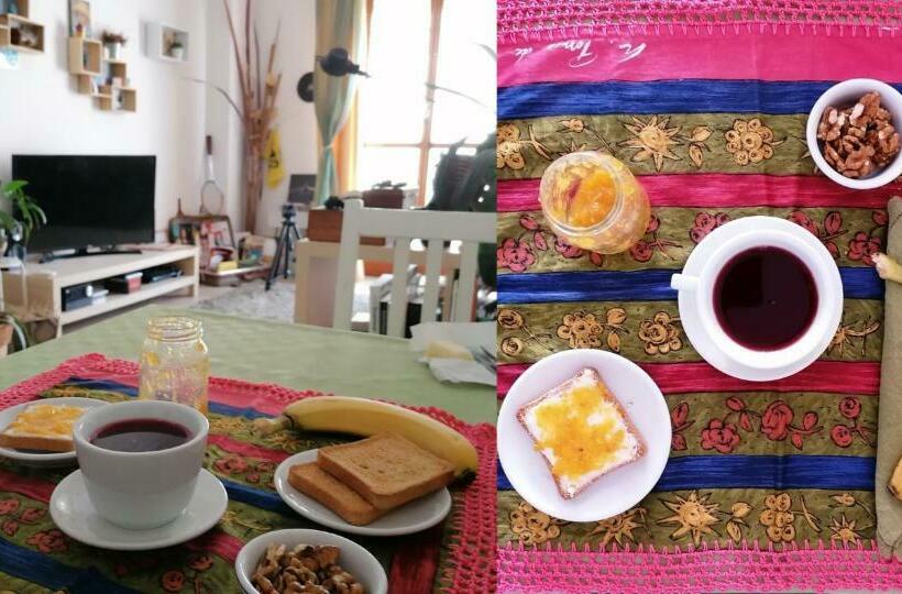اتاق لوکس, Your Room In Catania