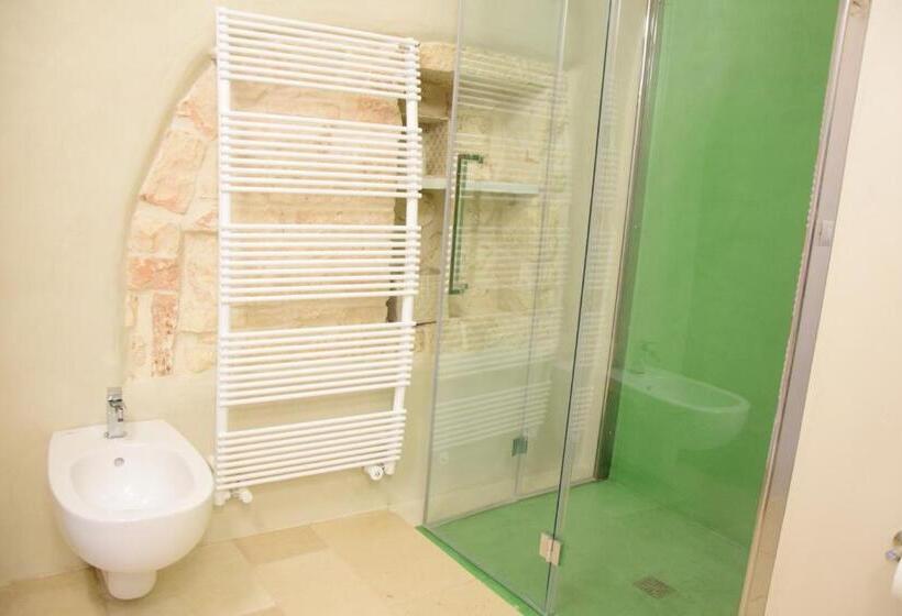 شقة غرفتين, Corte Trullo Sovrano B&b