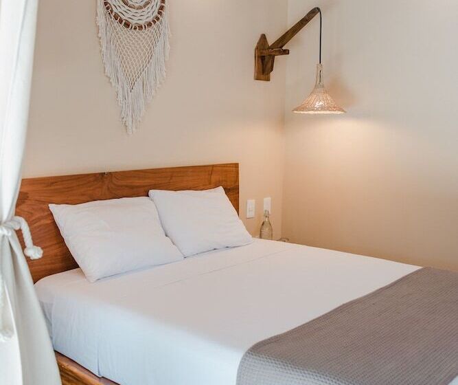 スタンダードバンガロー, Casabakal   A Pie De Laguna   Bacalar