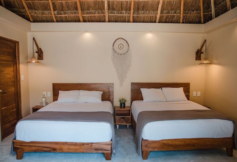 スタンダードバンガロー, Casabakal   A Pie De Laguna   Bacalar