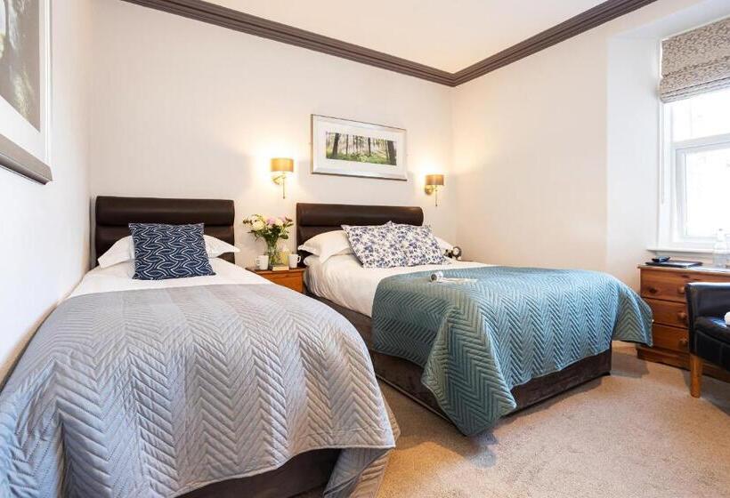 Quarto Estandar, Norwood House