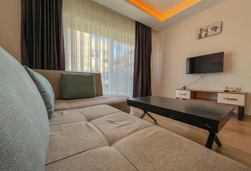آپارتمان 1 خوابه با چشم‌انداز, Livia Luxury Apart