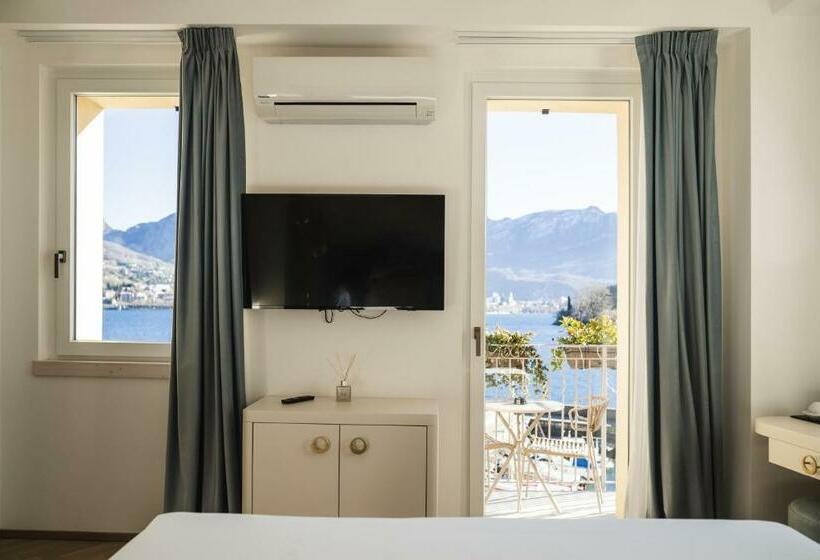 Номер Deluxe с Балконом, Luxury Suites Rocopom   Lake Front