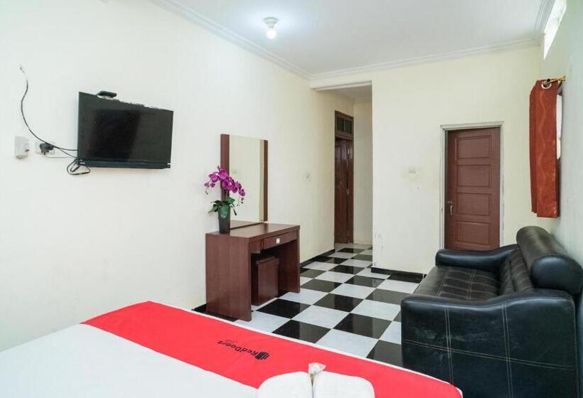 디럭스 룸, Reddoorz Near Uniska Banjarmasin