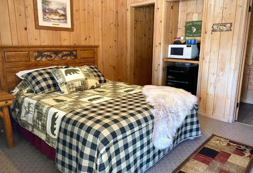 Номер Стандарт, Moosewood Inn