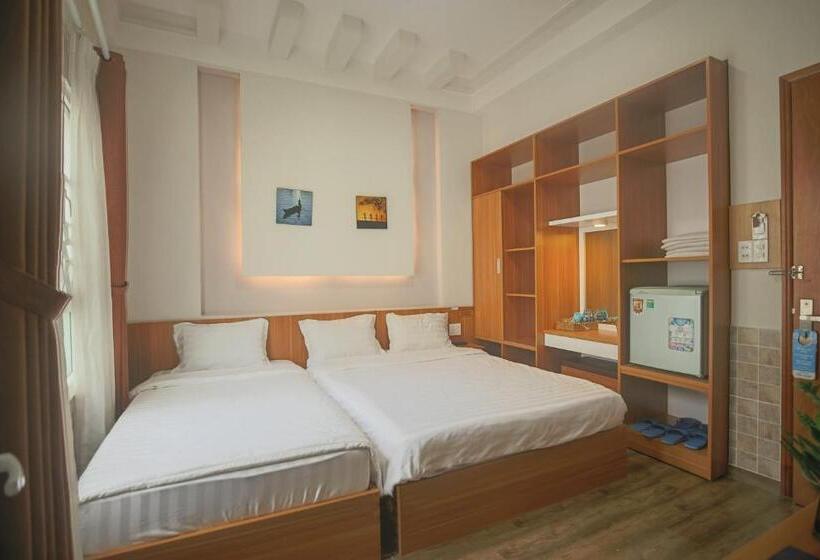 اتاق سوپریور سه تخته, Thanh Anh 2 Hotel   Gần Chợ đêm đà Lạt
