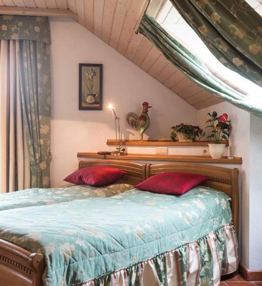 Люкс Повышенной Комфортности, Charme   Hotel Lindenhof