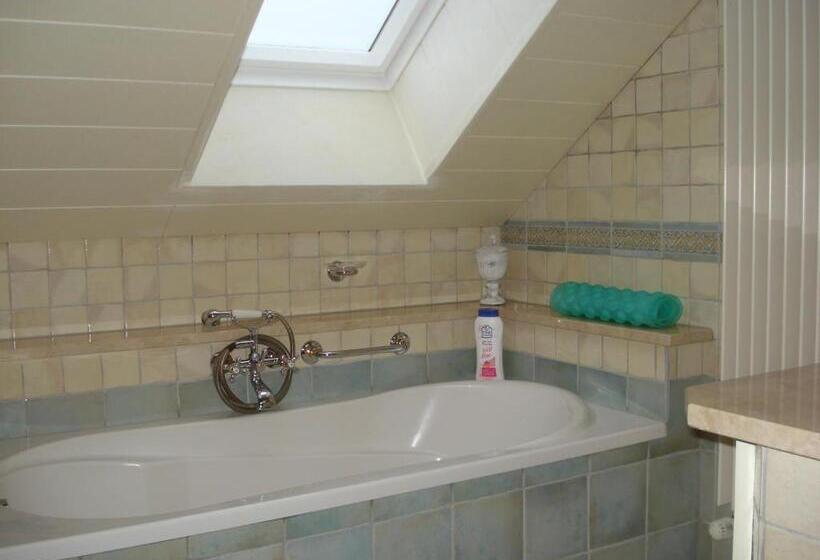 Люкс Повышенной Комфортности, Charme   Hotel Lindenhof