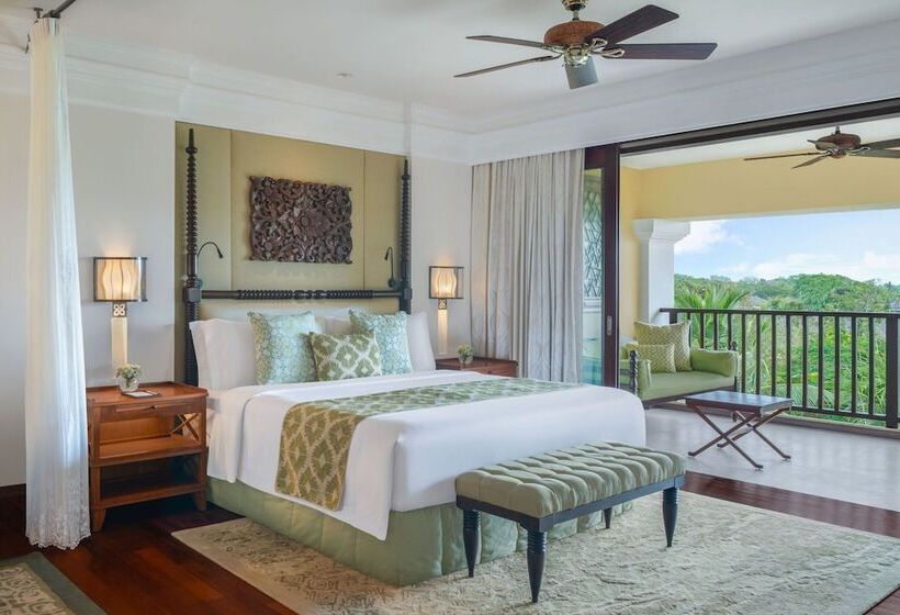 سوییت با چشم‌انداز باغ, The St. Regis Bali Resort