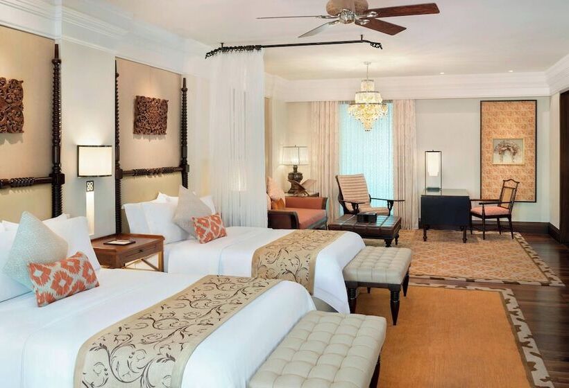 سوییت با چشم‌انداز باغ, The St. Regis Bali Resort