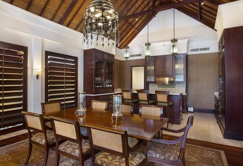 ویلای 4 خوابه, The St. Regis Bali Resort