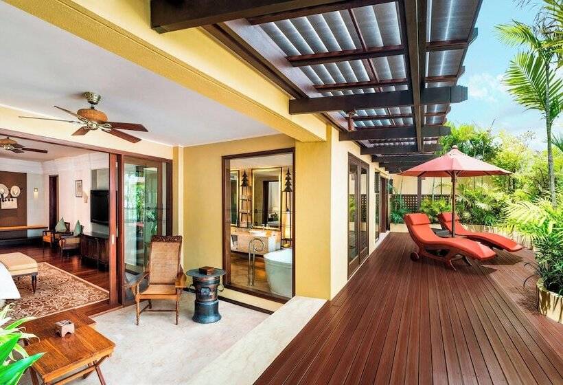 سوییت با چشم‌انداز باغ, The St. Regis Bali Resort