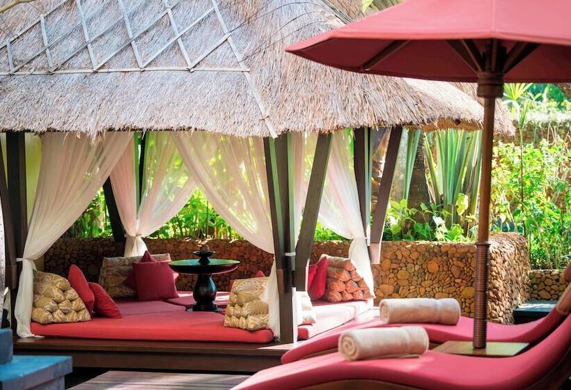 سوییت با چشم‌انداز باغ, The St. Regis Bali Resort
