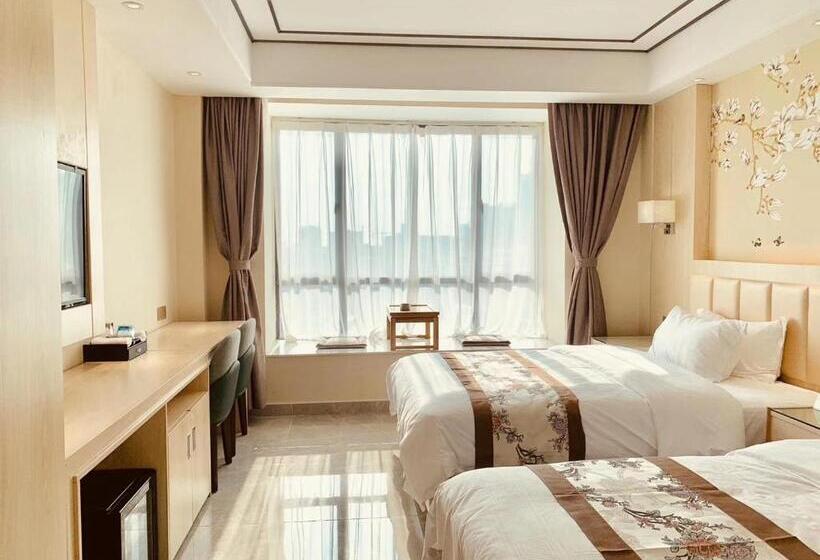 اتاق لوکس, Youngsun