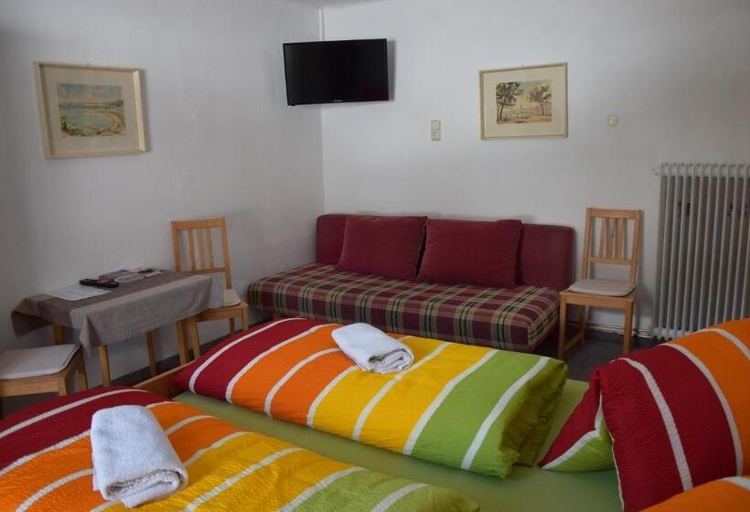 Четырехместный Номер Стандарт, Gasthaus Pension Marienhof