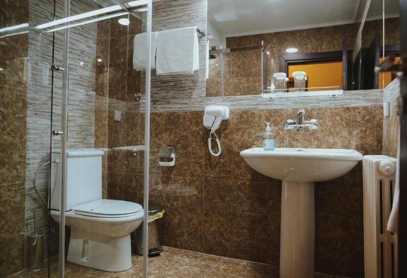 سوییت لوکس, Sumski Feneri