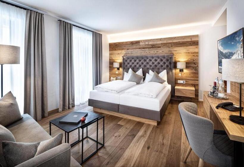 اتاق لوکس با بالکن, Naturhotel Edelweiss Wagrain