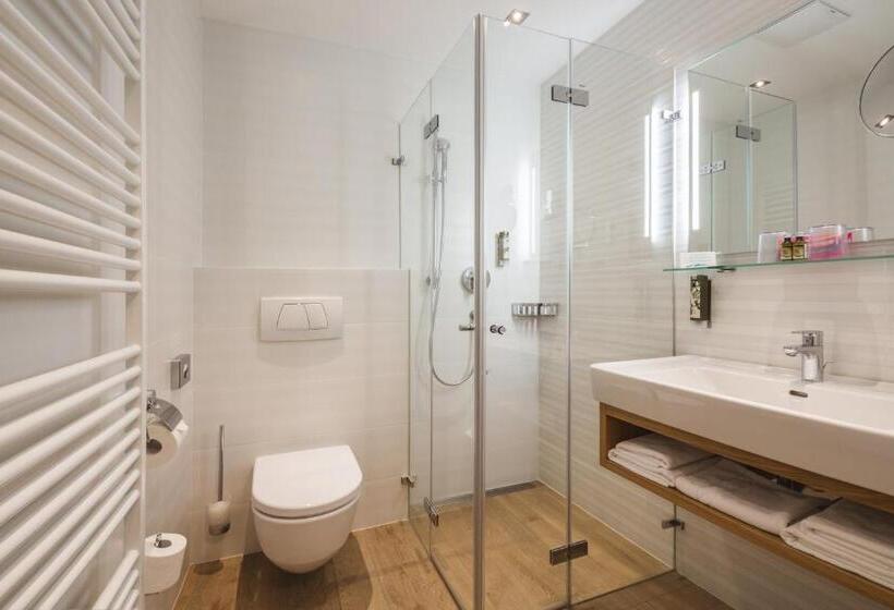 اتاق استاندارد با بالکن, Naturhotel Edelweiss Wagrain