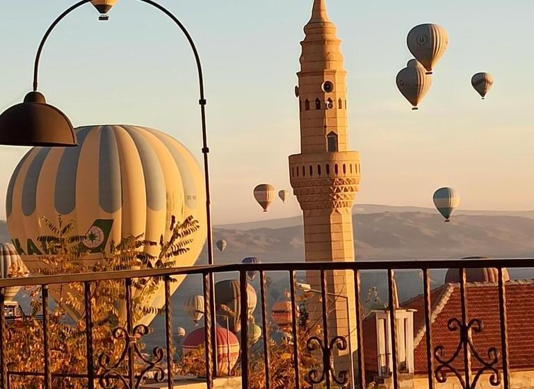 발코니 디럭스 룸, Alice In Cappadocia