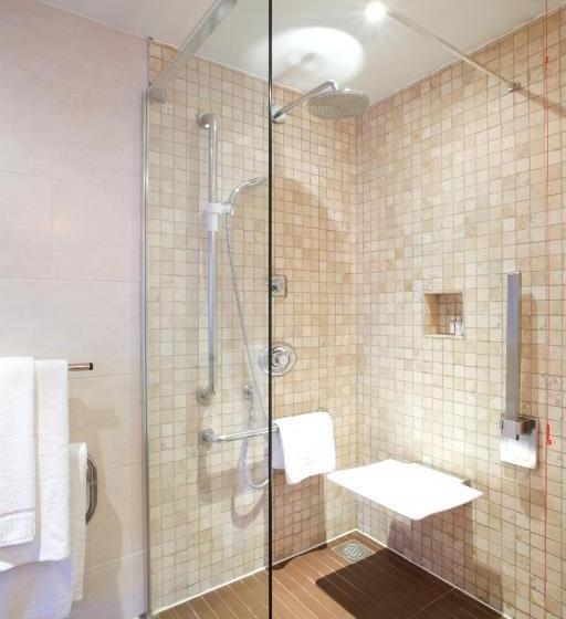 Семейный Номер, Bermondsey Square Hotel   A Bespoke