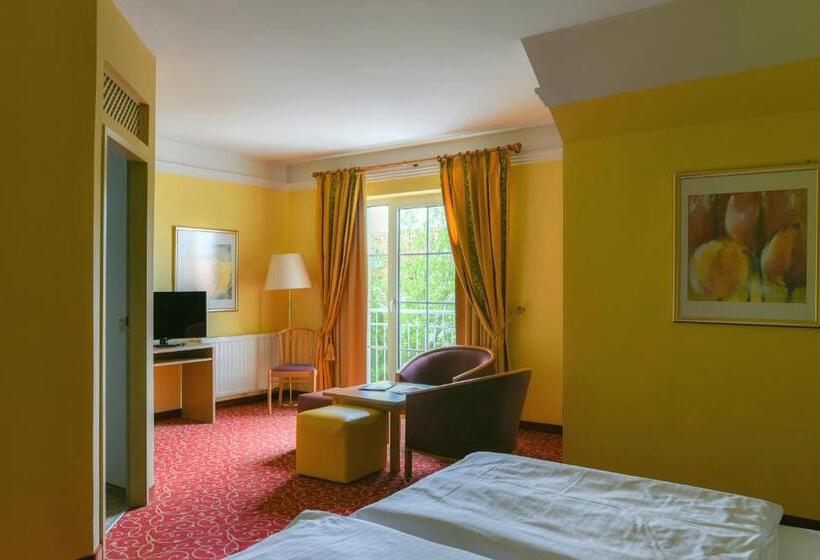 Family Suite, Thermenhotel Vier Jahreszeiten