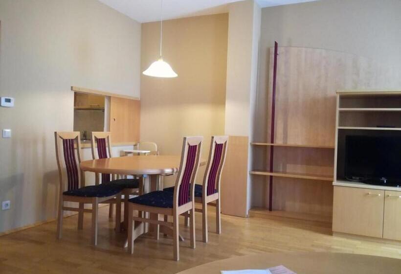 Шале 1 Спальня, Thermenhotel Vier Jahreszeiten