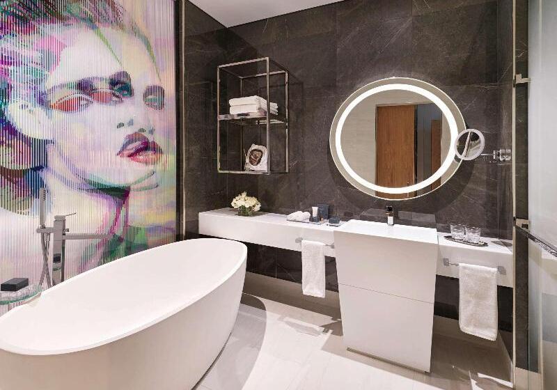 Номер Стандарт с Балконом, Sls Dubai Hotel & Residences