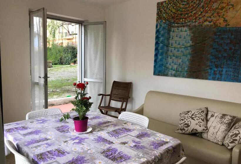 آپارتمان 1 خوابه با چشم‌انداز باغ, Le Villette Di Villa Paola