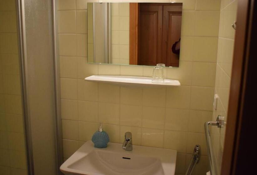 غرفة قياسية فردية, Frühstückspension Josefinum