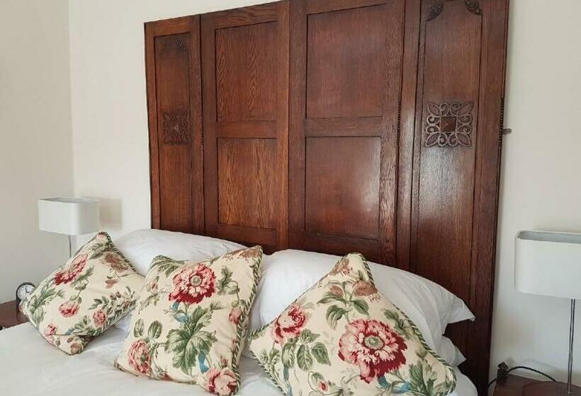 اتاق لوکس با تخت بزرگ, Upper Buckton B&b