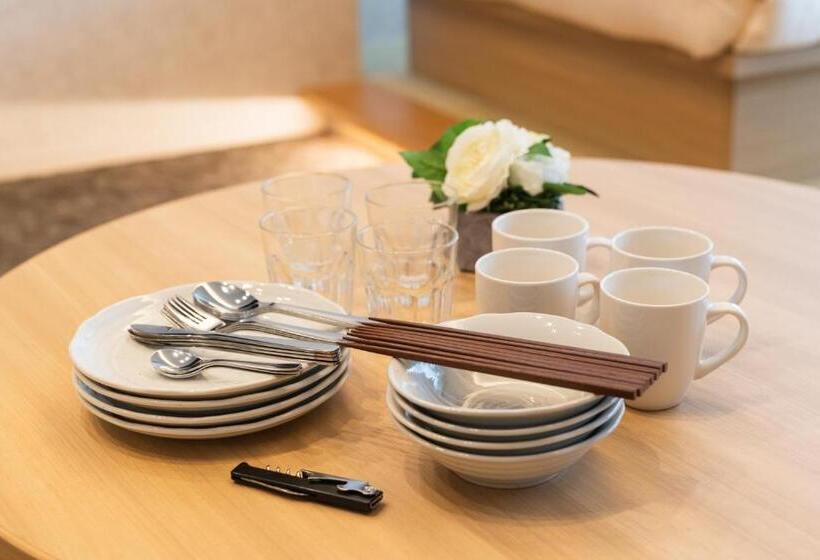 اتاق سوپریور سه تخته, Wa Hakata