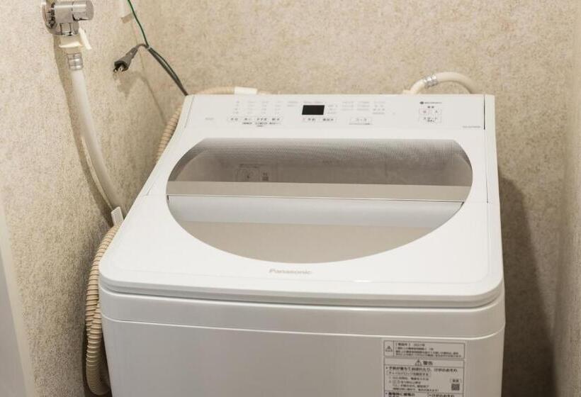 اتاق لوکس خانوادگی, Wa Hakata