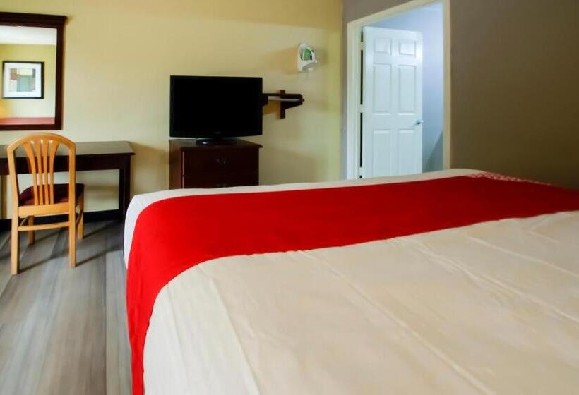 장애인을 위한 킹사이즈 침대 스탠다드 룸, Cypress Inn & Suites