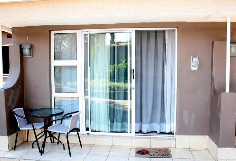 اتاق استاندارد با چشم‌انداز باغ, Comfort E Casa